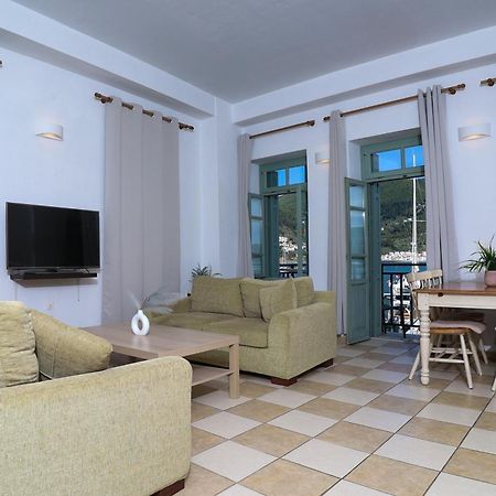 Faros Coastal Apartments Скопелос Екстериор снимка