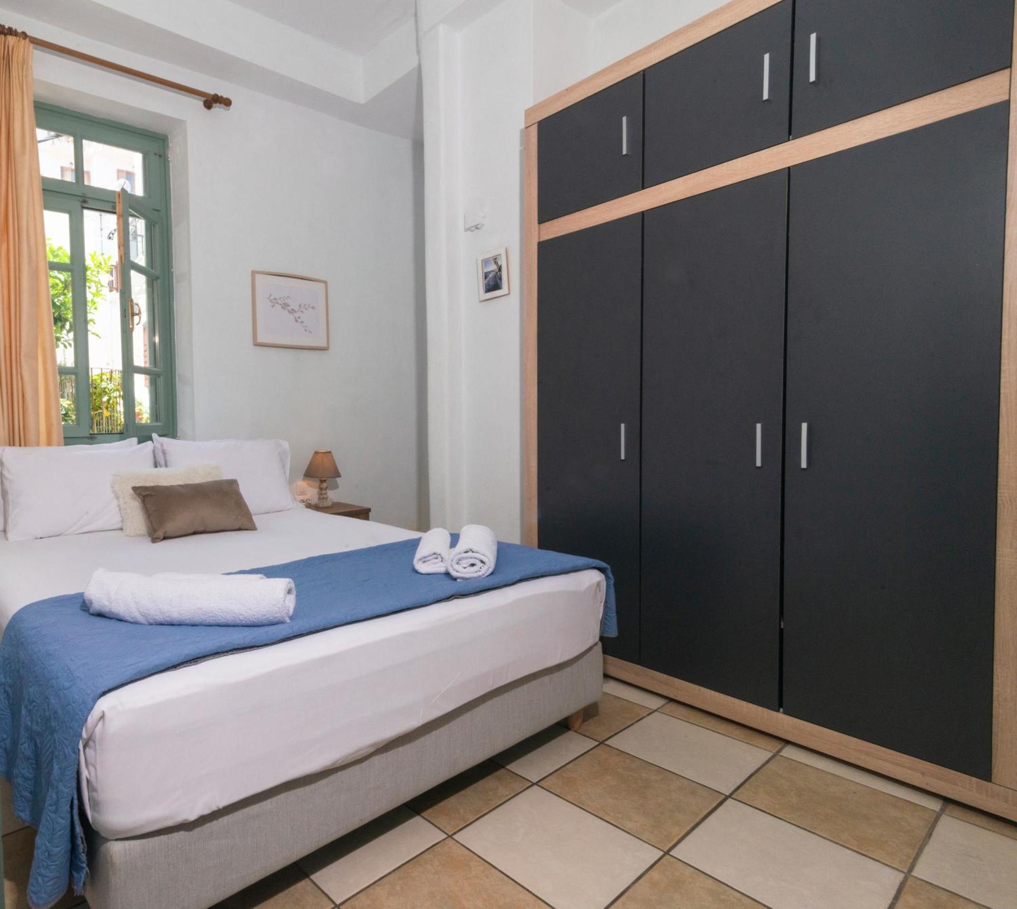 Faros Coastal Apartments Скопелос Екстериор снимка