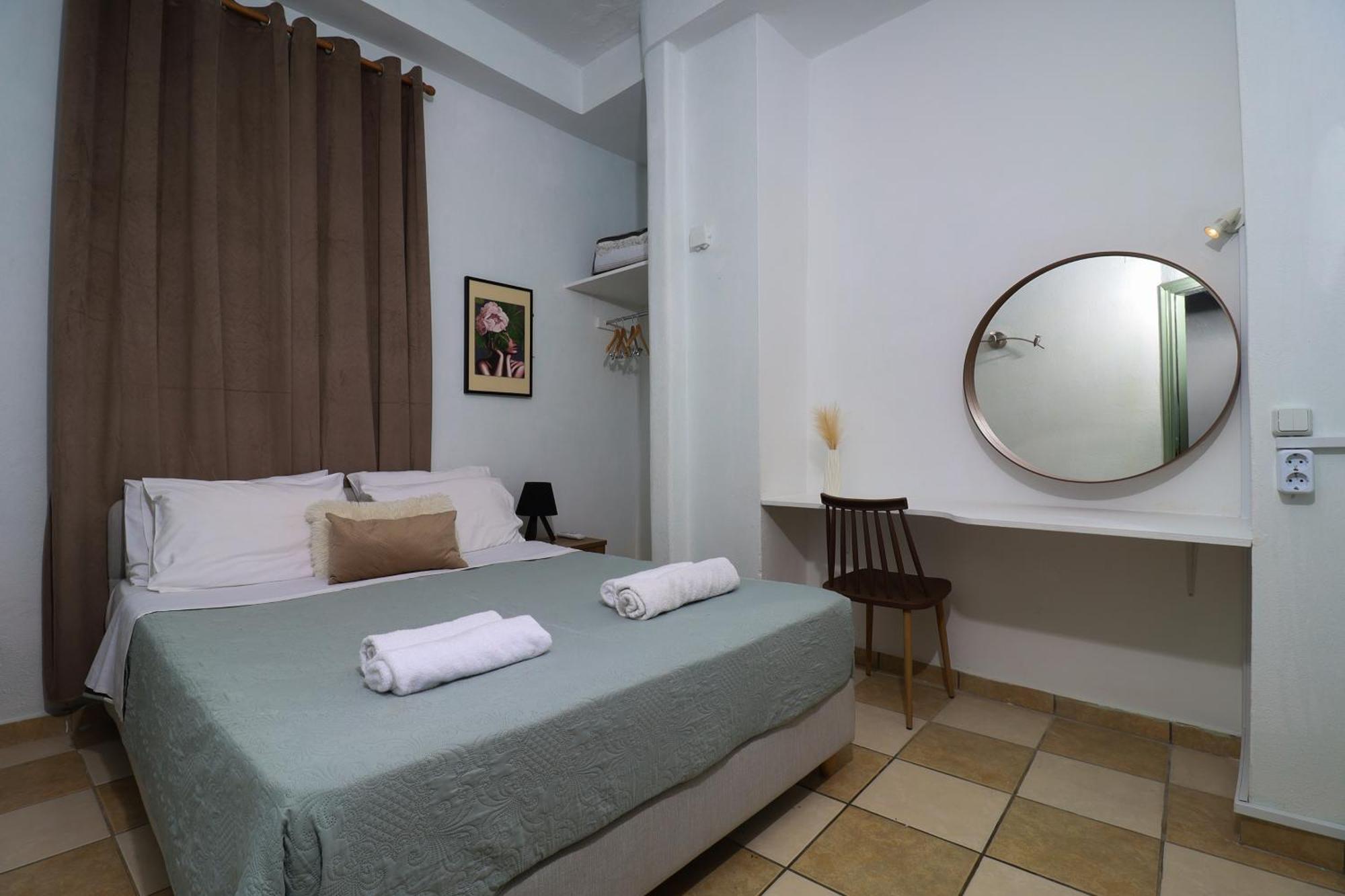 Faros Coastal Apartments Скопелос Екстериор снимка