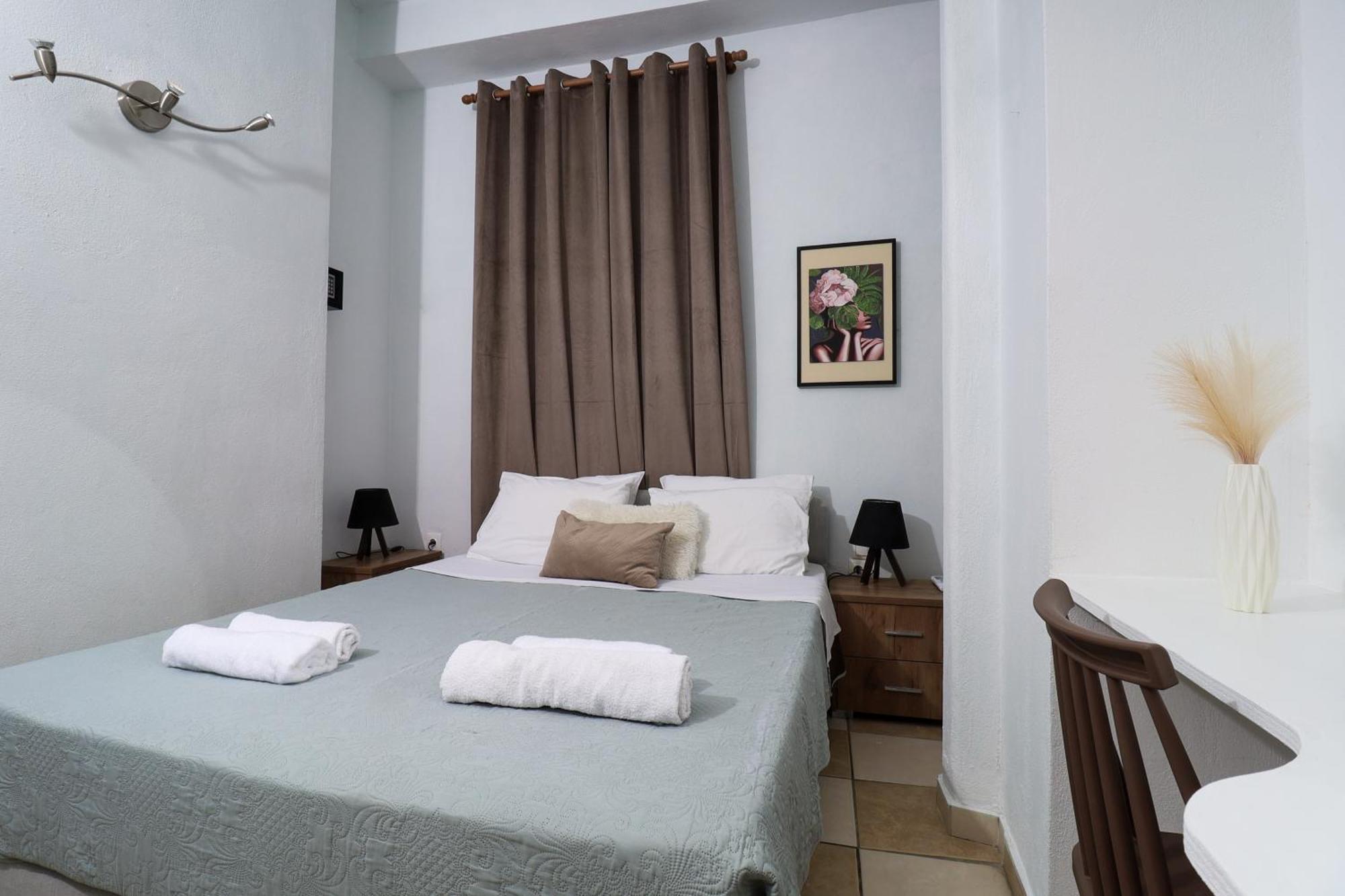 Faros Coastal Apartments Скопелос Екстериор снимка